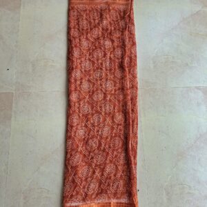 Brown bandhani saree with silk border and contrast blouse - Image 4