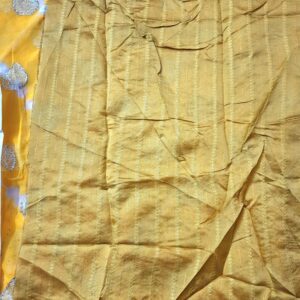 Lehariya shifon yellow colour saree with full zari work and contrast blouse. - Image 4