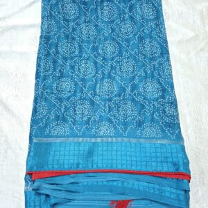 Blue bandhani saree with silk border and contrast blouse - Image 4