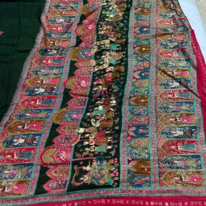 Dark green Colour georgette royal print saree with swarovski work and contrast blouse - Image 4