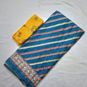 Navy blue colour silk blend printed saree with contrast blouse - Image 3